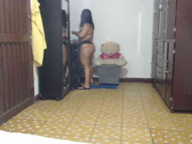 Pocahontas17 Live Webcam on BongaCams