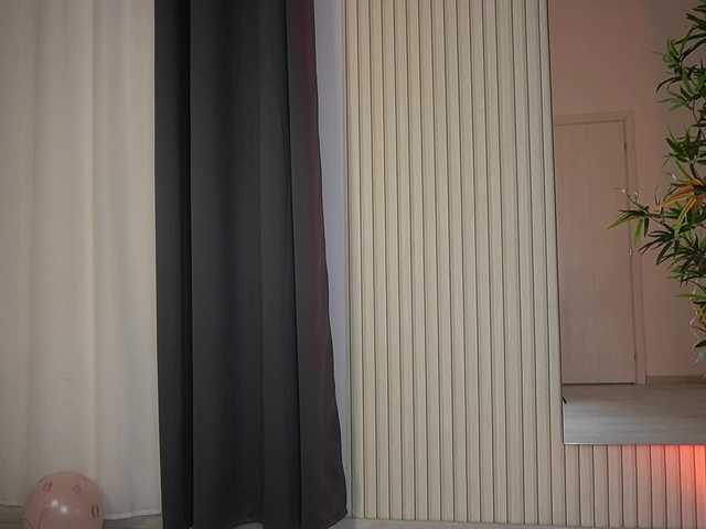 KatelynSparks's BongaCams show and profile