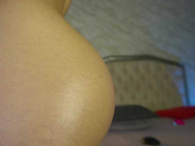 KatelynSparks's BongaCams show and profile