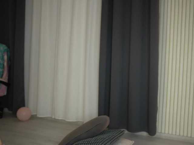 KatelynSparks's BongaCams show and profile