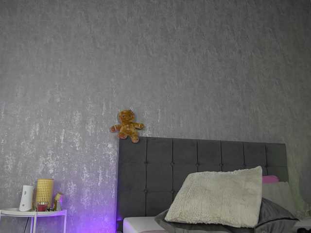 KatelynSparks's BongaCams show and profile