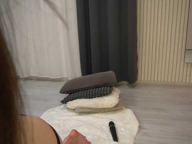 KatelynSparks's BongaCams show and profile