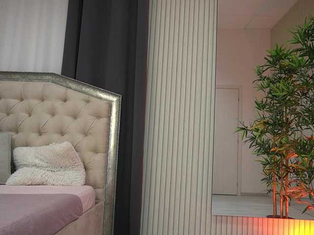 KatelynSparks's BongaCams show and profile