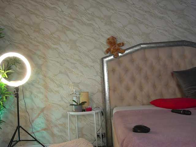 KatelynSparks's BongaCams show and profile