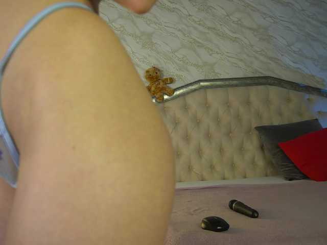 KatelynSparks's BongaCams show and profile