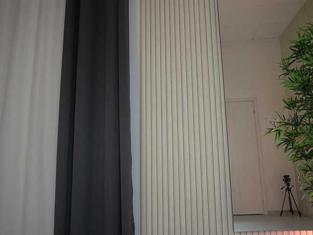 KatelynSparks's BongaCams show and profile