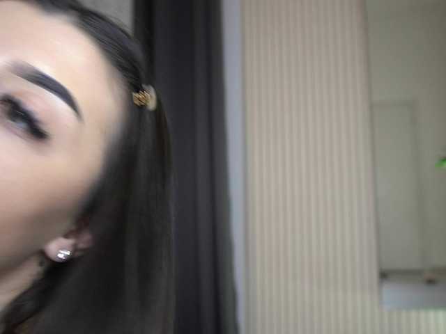 KatelynSparks's BongaCams show and profile