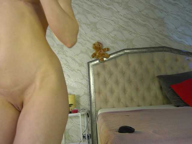 KatelynSparks's BongaCams show and profile