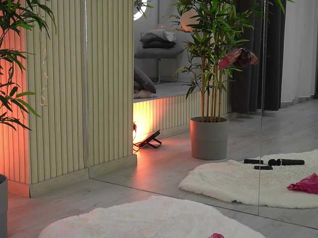 KatelynSparks's BongaCams show and profile