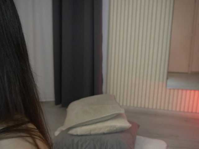 KatelynSparks's BongaCams show and profile