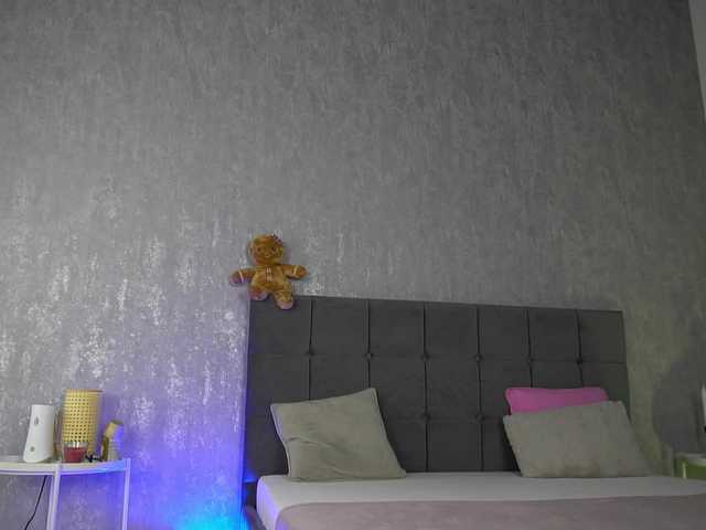 KatelynSparks's BongaCams show and profile