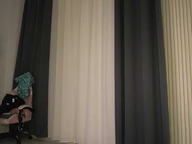 KatelynSparks's BongaCams show and profile