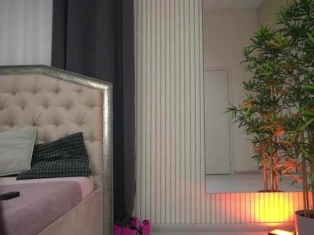 KatelynSparks's BongaCams show and profile