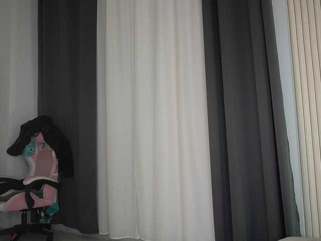 KatelynSparks's BongaCams show and profile