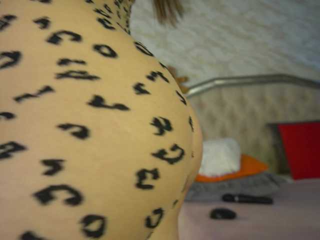 KatelynSparks's BongaCams show and profile