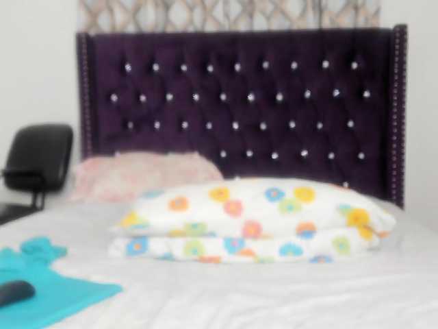  Naughty-Bunnies chat room