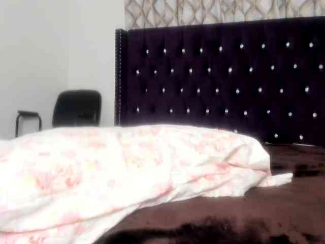 Naughty-Bunnies webcam