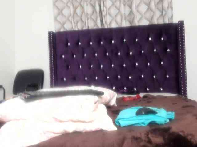 Naughty-Bunnies webcam