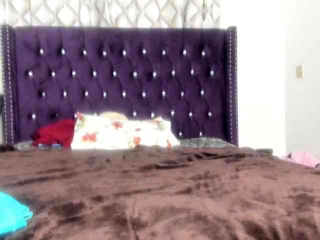 Naughty-Bunnies webcam