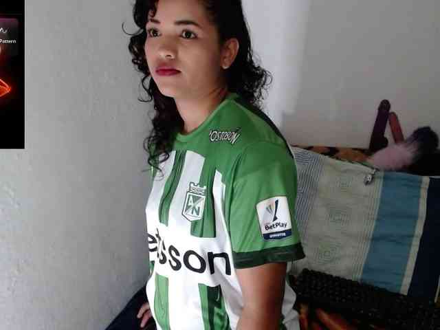 XDakotaSweetX Live Webcam on BongaCams