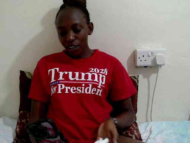 lilqueen1 webcam