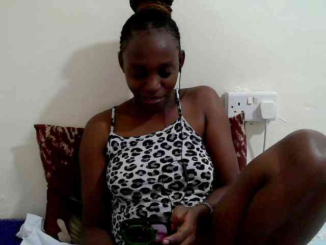 lilqueen1 webcam