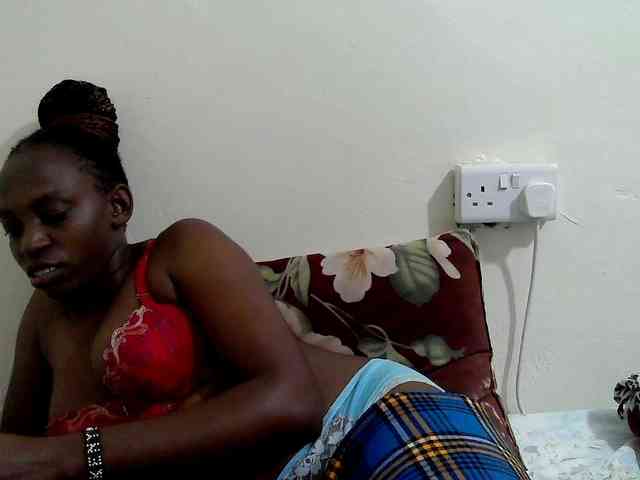 lilqueen1 webcam