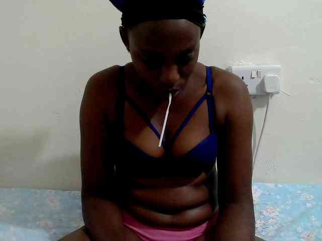 lilqueen1 webcam