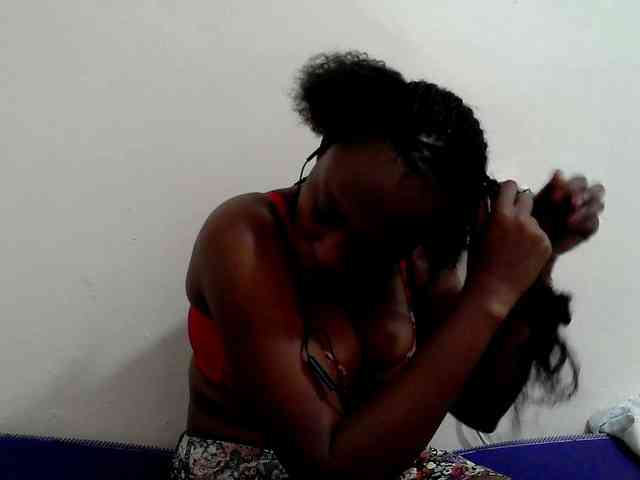 lilqueen1 webcam