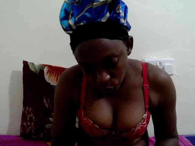 lilqueen1 webcam