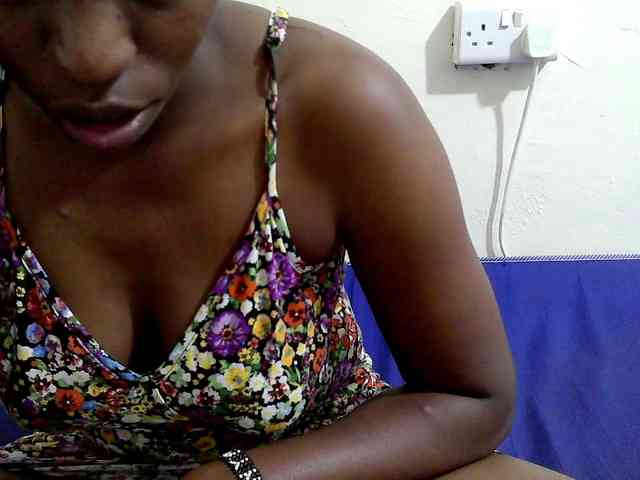 lilqueen1 webcam
