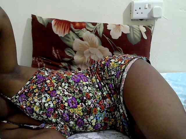 lilqueen1 webcam