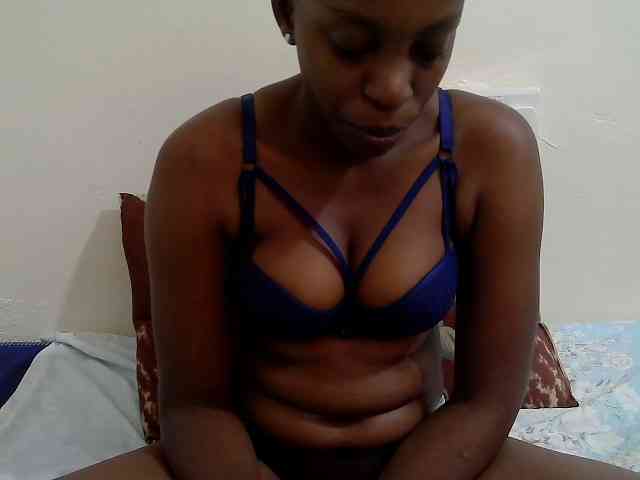 lilqueen1 webcam