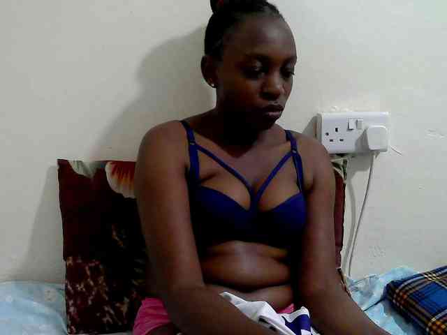 lilqueen1 webcam