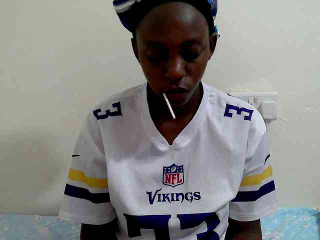 lilqueen1 webcam