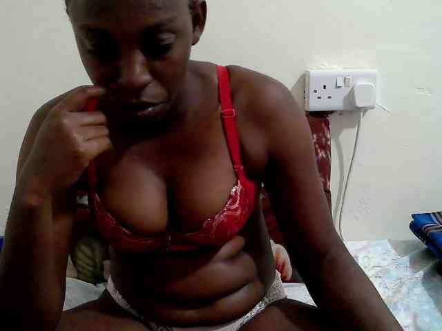 lilqueen1 webcam