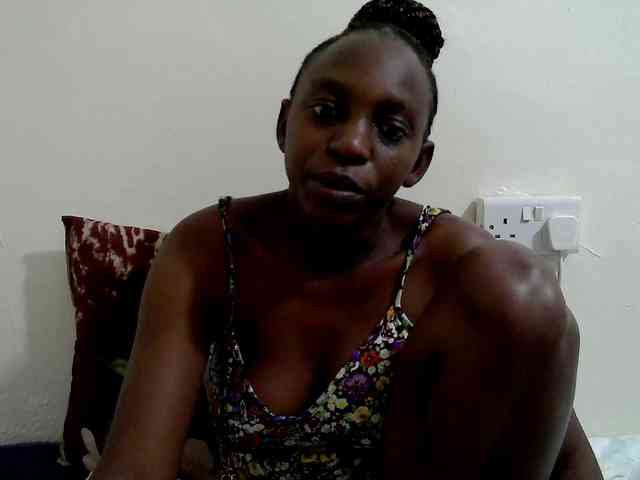 lilqueen1 Live Webcam on BongaCams