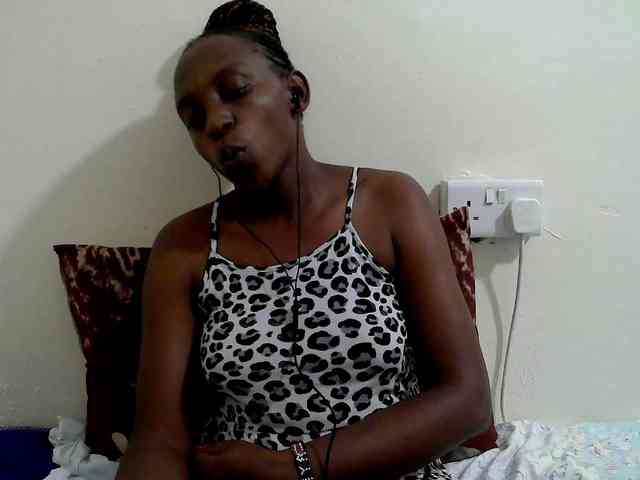 real web cam show Lilqueen1