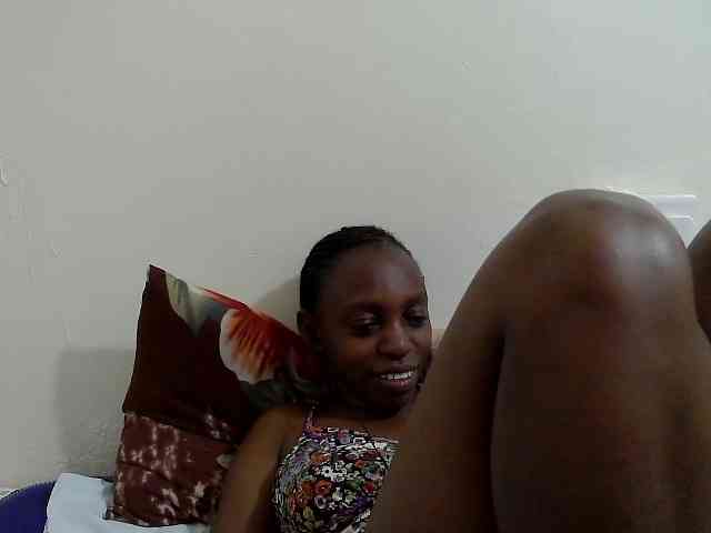 lilqueen1 webcam