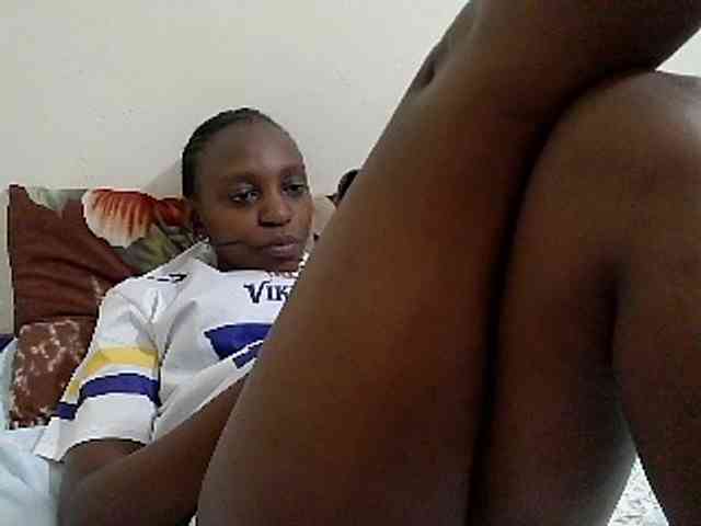 lilqueen1 webcam