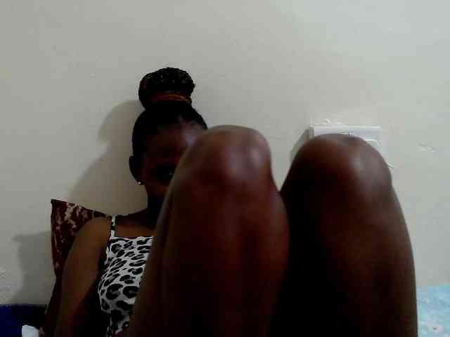 lilqueen1 webcam