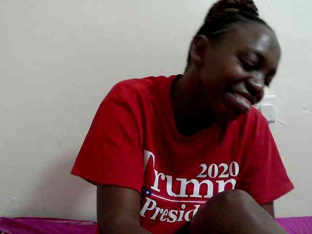 lilqueen1 webcam