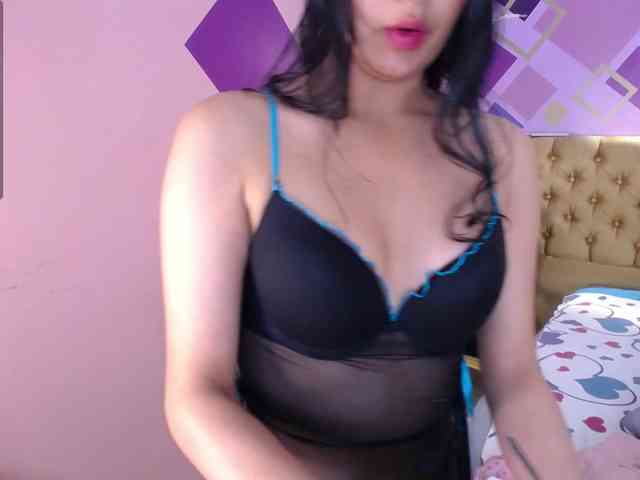 MissDamn webcam