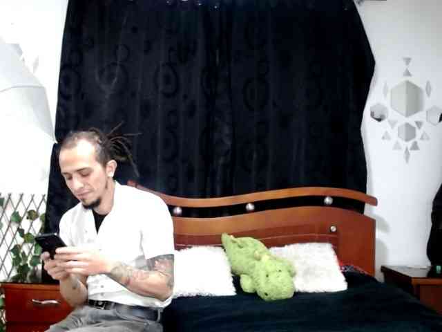 Dualdesire webcam