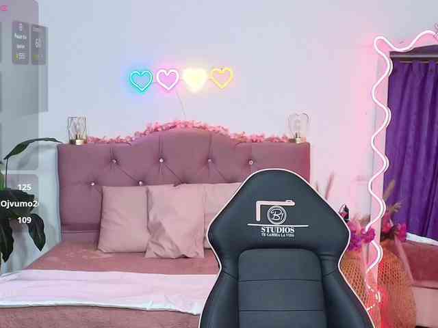 Talia-tay webcam