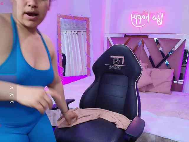 Talia-tay's webcam live show