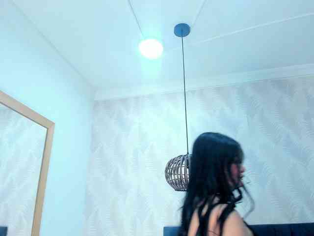 Pretty-BigBoobs webcam