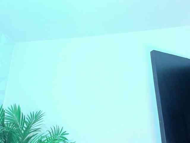 Pretty-BigBoobs webcam