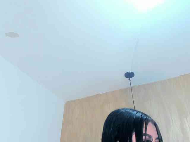 Pretty-BigBoobs webcam