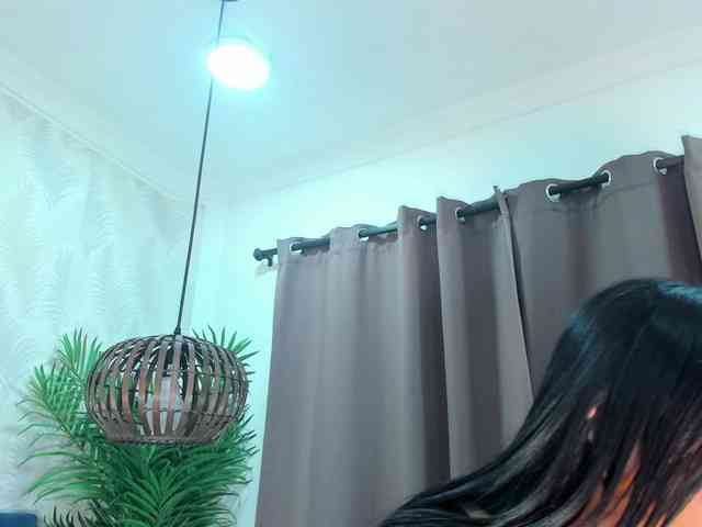 Pretty-BigBoobs webcam